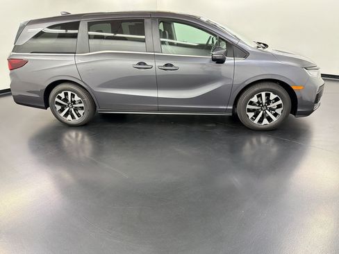 New 2026 Honda Odyssey EX-L image 8