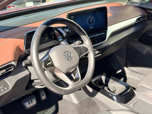 Used 2022 Volkswagen ID.4 Pro S w/ Gradient Package image 17