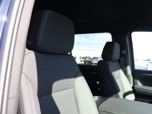 New 2026 Chevrolet Suburban LS image 39