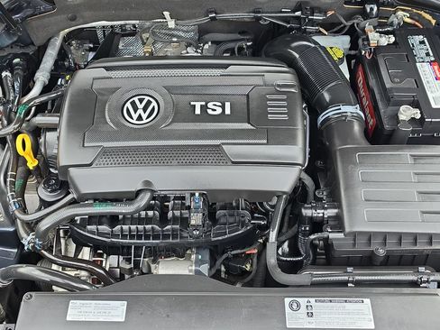 Used 2020 Volkswagen Golf 4-Door FWD image 22