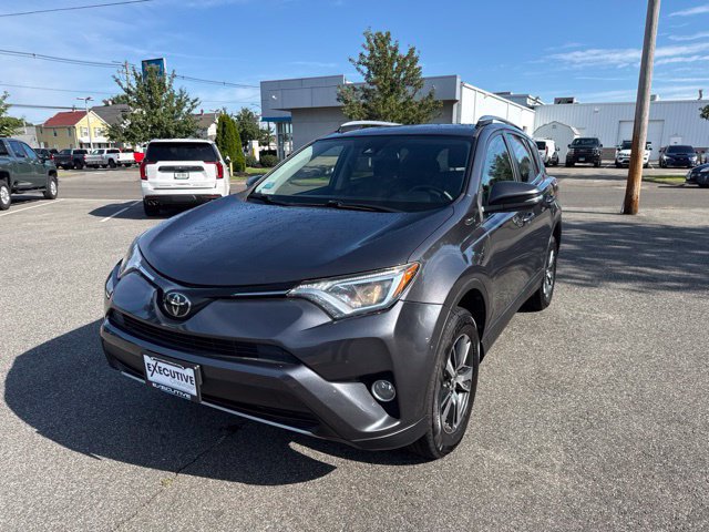 Used 2018 Toyota RAV4 XLE w/ Plus Extra Value Package AWD/4WD image 2