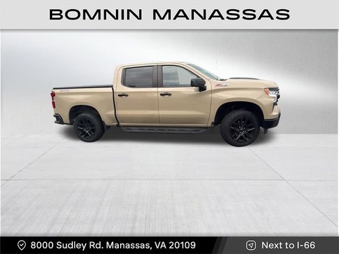 Used 2022 Chevrolet Silverado 1500 LT Trail Boss w/ Protection Package AWD/4WD image 3