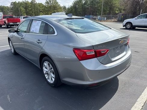 Used 2024 Chevrolet Malibu LT image 3