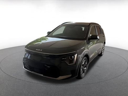 Used 2024 Kia Niro Wind FWD image 4