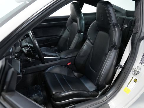 Used 2020 Porsche 911 Carrera 4S image 29