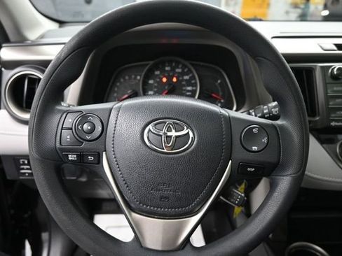 Used 2014 Toyota RAV4 XLE FWD image 15