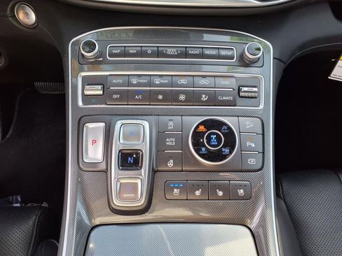 Used 2023 Hyundai Santa Fe Limited w/ Cargo Package image 15