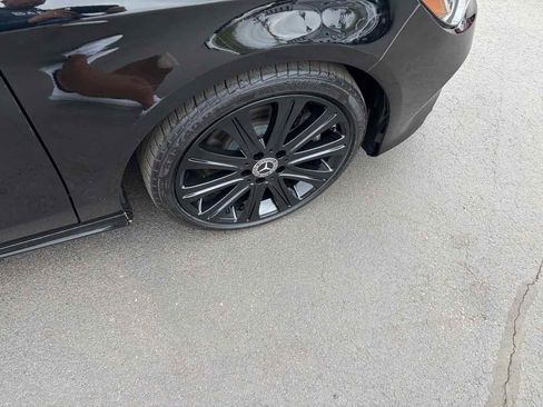 Used 2018 Mercedes-Benz CLA 250 4MATIC image 32