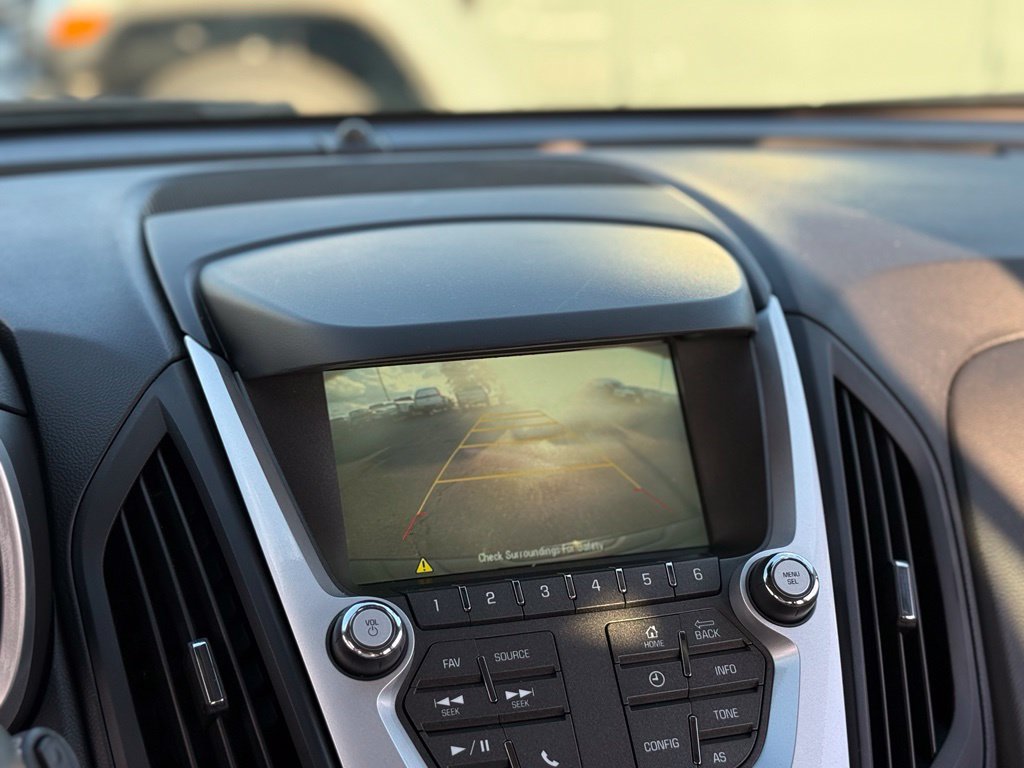 Used 2016 Chevrolet Equinox LS AWD/4WD image 3