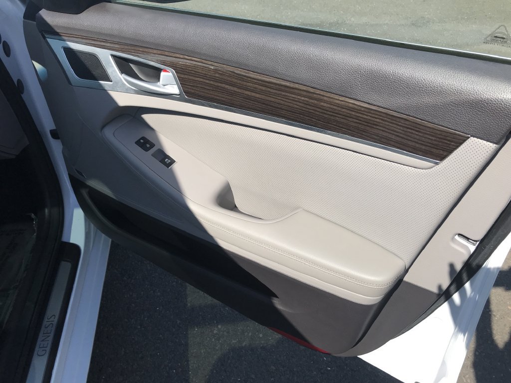 Used 2017 Genesis G80 3.8 w/ Option Group 02 AWD/4WD image 14