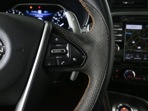 Used 2023 Nissan Maxima SR w/ Sport Mat Group image 10