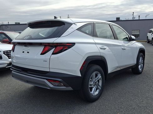 New 2026 Hyundai Tucson SE image 3