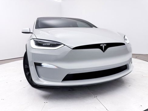 Used 2022 Tesla Model X image 7