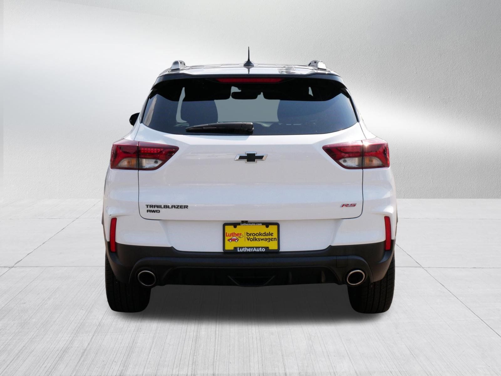 Used 2023 Chevrolet TrailBlazer RS w/ Sun and Liftgate Package AWD/4WD image 6