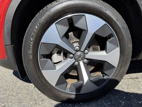 Certified 2023 Volvo XC40 B5 Plus w/ Driver Assist Package image 16