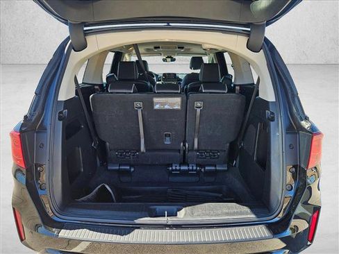 Used 2025 Honda Odyssey Elite image 6