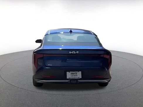 Used 2025 Kia K4 FWD image 11