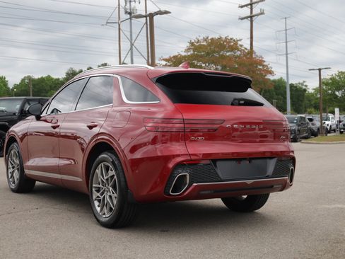 Used 2023 Genesis GV70 2.5T w/ Advanced Package AWD/4WD image 3