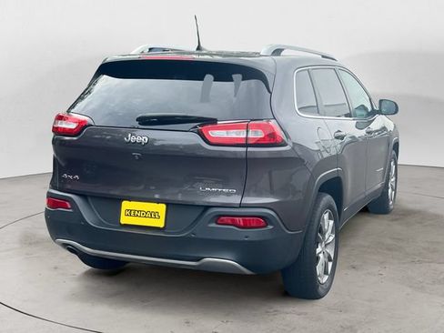 Used 2018 Jeep Cherokee Limited AWD/4WD image 5