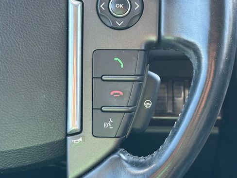 Used 2015 Land Rover LR2 HSE image 37