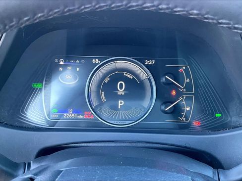 Used 2023 Lexus UX 250h FWD image 24