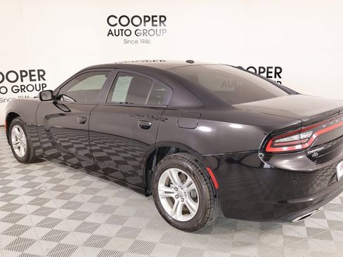 Used 2022 Dodge Charger SXT image 19