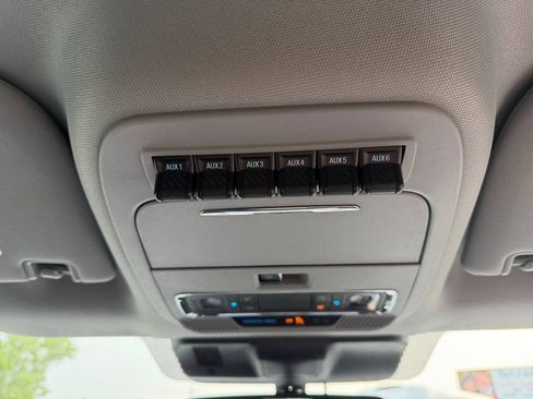 Used 2025 Ford F350 Lariat AWD/4WD image 20
