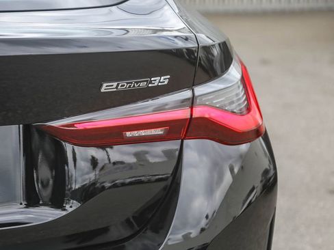Used 2023 BMW i4 eDrive35 w/ Premium Package RWD image 7