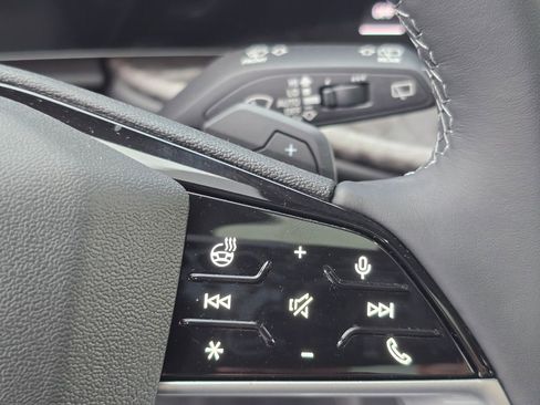 New 2025 Audi Q5 Premium Plus image 27