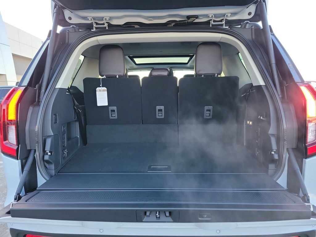 New 2025 Ford Expedition Platinum w/ Platinum Ultimate Package AWD/4WD image 10