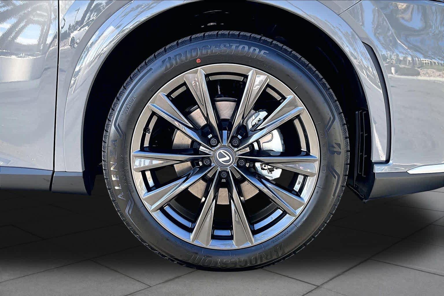 New 2026 Lexus RX 350 F Sport w/ Convenience Package FWD image 9