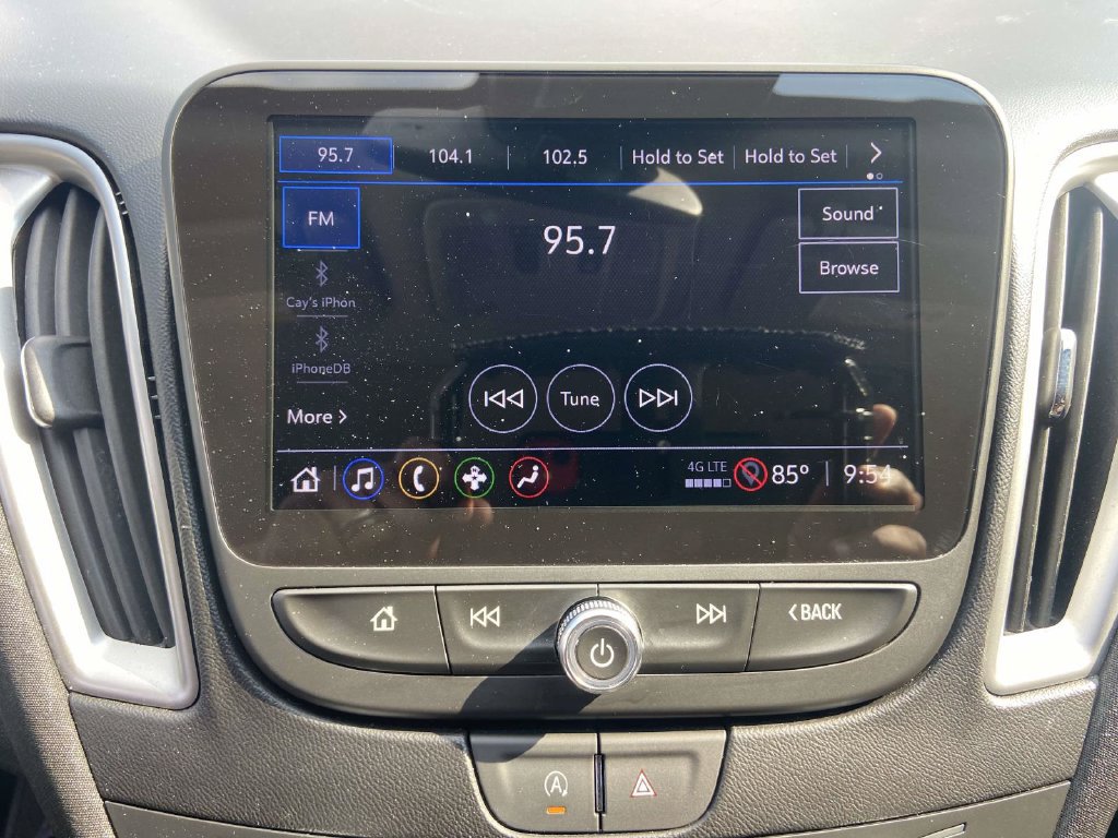 Used 2023 Chevrolet Malibu LT FWD image 21