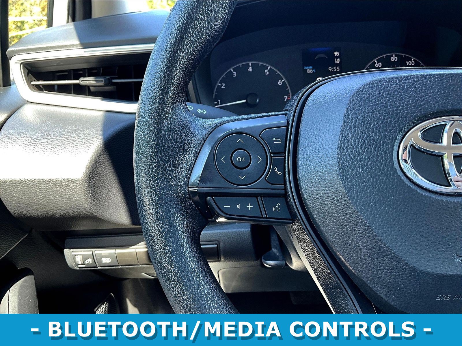 Used 2024 Toyota Corolla LE FWD image 11