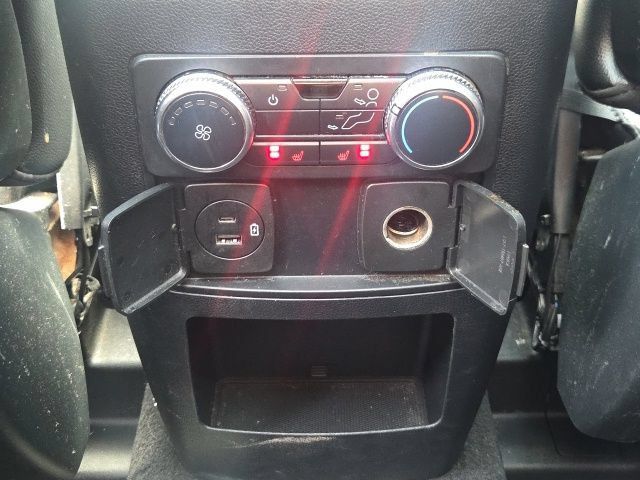 Used 2020 Ford Explorer XLT w/ Equipment Group 202A AWD/4WD image 19