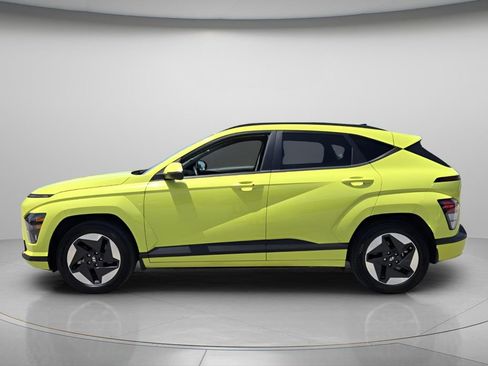 Certified 2024 Hyundai Kona SEL FWD image 3