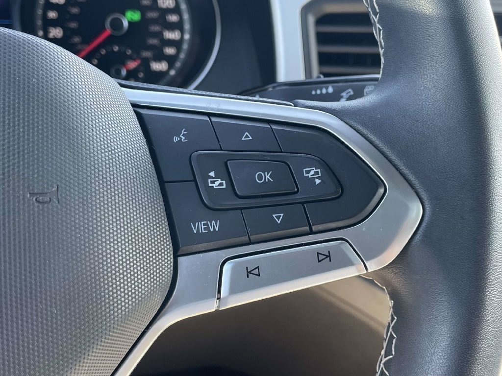Certified 2021 Volkswagen Atlas Cross Sport SE w/ Panoramic Sunroof Package FWD image 29