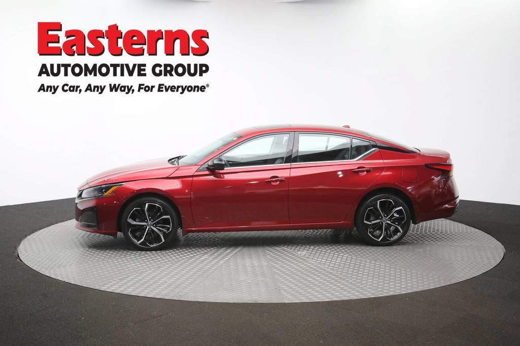 Used 2023 Nissan Altima 2.5 SR w/ SR Premium Package AWD/4WD image 60