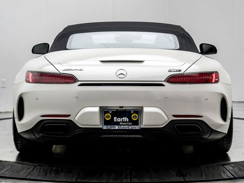 Used 2018 Mercedes-Benz AMG GT C image 17