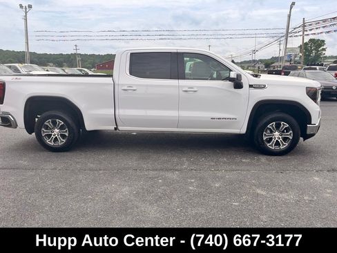 Used 2024 GMC Sierra 1500 SLE w/ X31 Off-Road Package AWD/4WD image 5