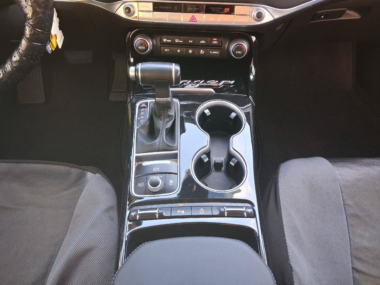 Used 2018 Kia Stinger Premium RWD image 26