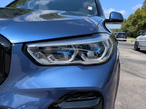 Used 2023 BMW X5 M50i w/ Executive Package AWD/4WD image 3