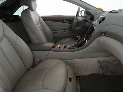 Used 2007 Mercedes-Benz SL 550 image 26