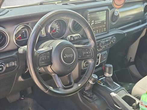 Used 2022 Jeep Wrangler Unlimited Sport AWD/4WD image 9