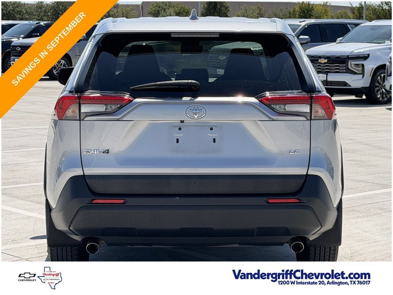 Used 2024 Toyota RAV4 LE FWD image 5