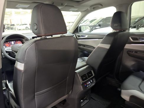 New 2026 Volkswagen Atlas Peak Edition AWD/4WD image 20
