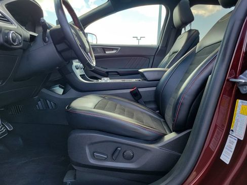 Certified 2024 Ford Edge ST-Line AWD/4WD image 19