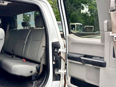 Used 2019 Ford F250 XL w/ Power Equipment Group image 14