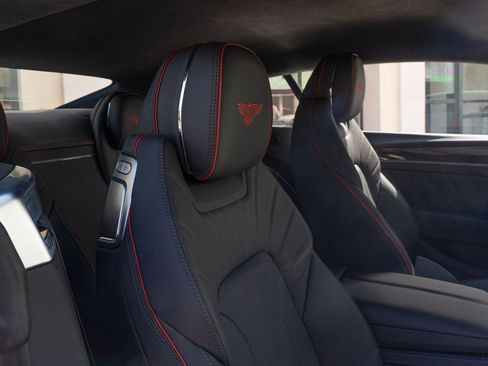 Used 2024 Bentley Continental GT image 26