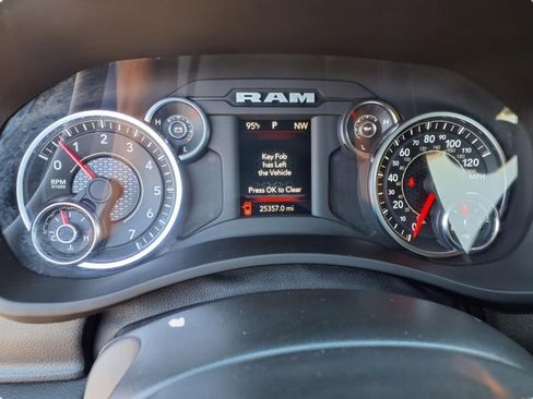 Used 2024 RAM 2500 Big Horn w/ Bed Utility Group image 26