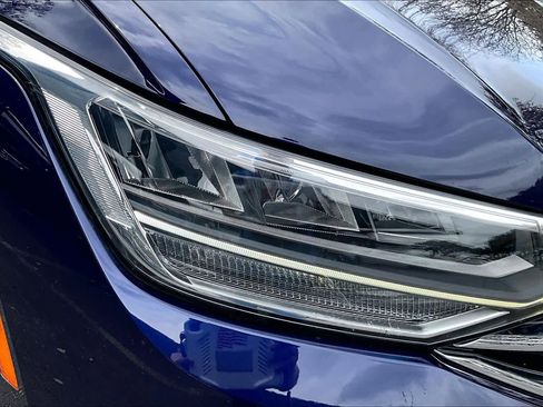 Used 2023 Volkswagen Tiguan SE image 28